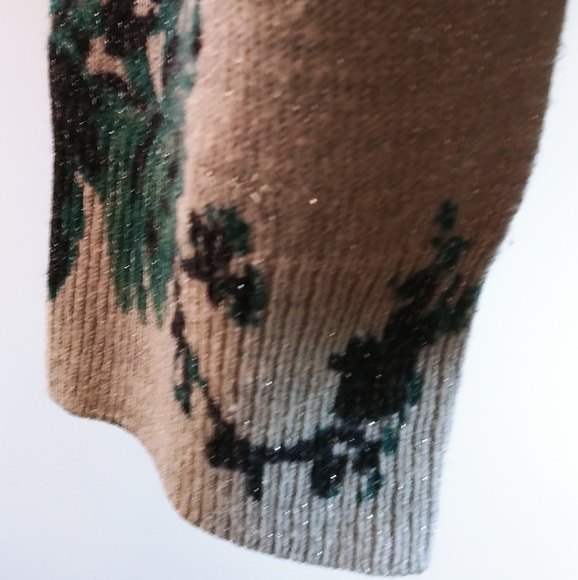 Sweater Long Sleeve Light weight Floral Metallic design Size L - Picture 5 of 9